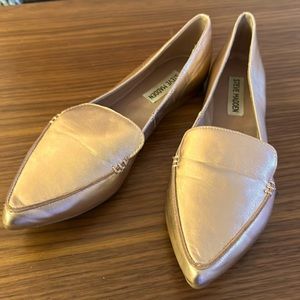 Steve Madden Rose Gold Shoes (Size 7.5)